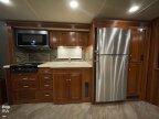 Thumbnail Photo 4 for 2018 Winnebago Forza 38F