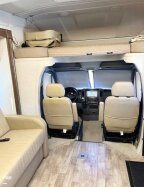 Thumbnail Photo 5 for 2018 Winnebago View 24V