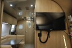 Thumbnail Photo 4 for 2019 Airstream Flying Cloud