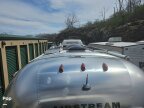 Thumbnail Photo 4 for 2019 Airstream Globetrotter