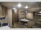 Thumbnail Photo 4 for 2019 Coachmen Catalina 293QBCK