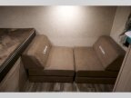Thumbnail Photo 5 for 2019 Coachmen Catalina 293QBCK