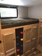 Thumbnail Photo 3 for 2019 Coachmen Freedom Express