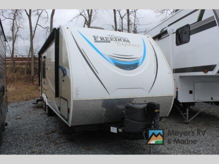 Photo 1 for 2019 Coachmen Freedom Express 246RKS