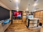 Thumbnail Photo 6 for 2019 Coachmen Freedom Express