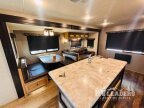 Thumbnail Photo 5 for 2019 Coachmen Freedom Express