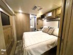 Thumbnail Photo 6 for 2019 Coachmen Mirada 35BH