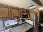 Thumbnail Photo 6 for 2019 Fleetwood Bounder 33C