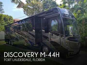 2019 Fleetwood Discovery LXE