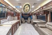 2019 Fleetwood Discovery 40G