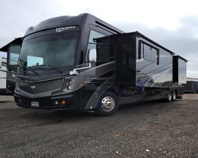 2019 Fleetwood Discovery LXE