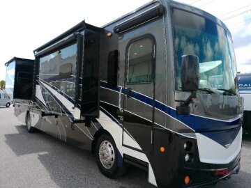 2019 Fleetwood Discovery 38K