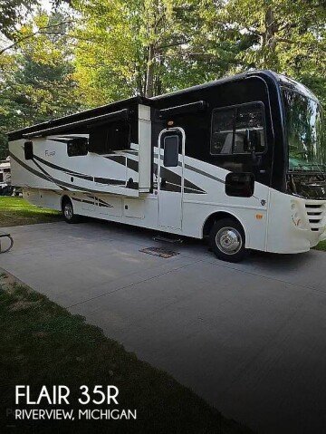 2019 Fleetwood Flair