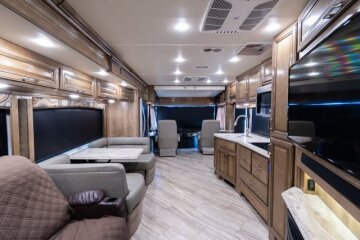 2019 Fleetwood Pace Arrow 36U