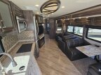 Thumbnail Photo 2 for 2019 Fleetwood Southwind 34C