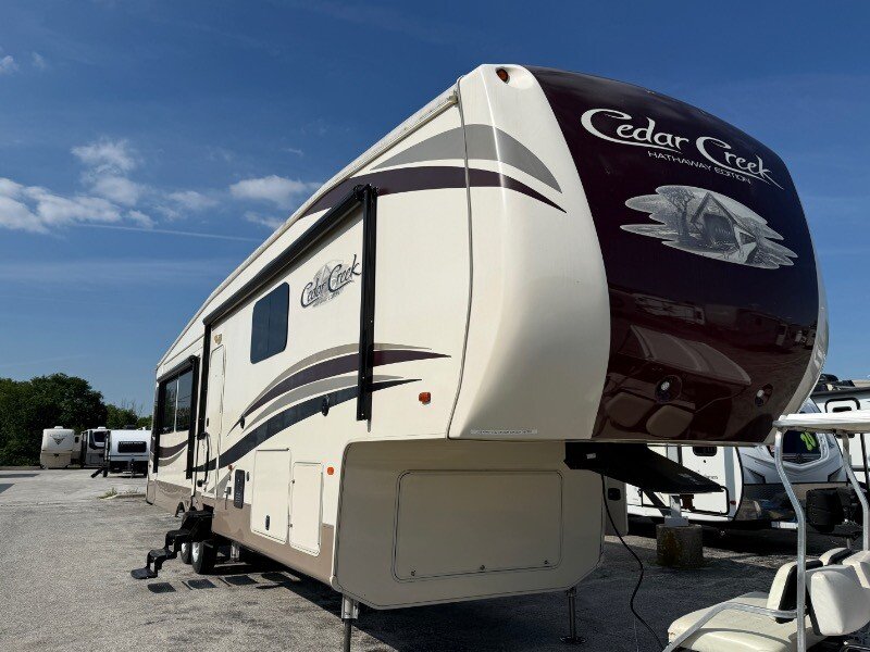 2019 Forest River Cedar Creek 38FBD