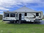 Thumbnail Photo 4 for 2019 Forest River Cedar Creek