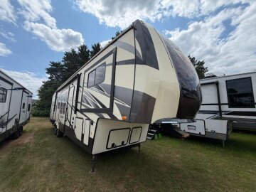 2019 Forest River Sierra 379FLOK
