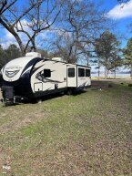 Thumbnail Photo 5 for 2019 Forest River Wildwood
