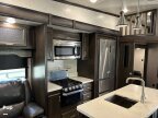Thumbnail Photo 6 for 2019 Heartland Elkridge 39MBHS