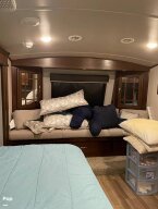 Thumbnail Photo 5 for 2019 JAYCO Pinnacle 36SSWS