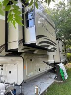 Thumbnail Photo 2 for 2019 JAYCO Pinnacle 36SSWS