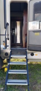 Thumbnail Photo 3 for 2019 JAYCO Pinnacle