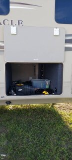 Thumbnail Photo 5 for 2019 JAYCO Pinnacle
