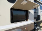Thumbnail Photo 4 for 2019 JAYCO Pinnacle