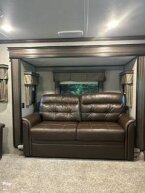 Thumbnail Photo 6 for 2019 Keystone Alpine 3700FL