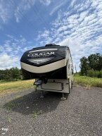 Thumbnail Photo 3 for 2019 Keystone Cougar