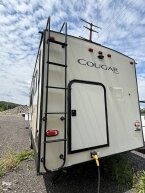 Thumbnail Photo 5 for 2019 Keystone Cougar