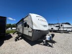 Thumbnail Photo 2 for 2019 Keystone Cougar 29RLD