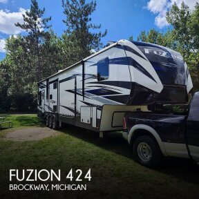 2019 Keystone Fuzion