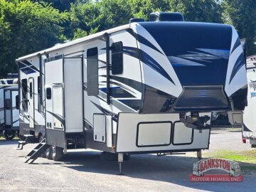 2019 Keystone Fuzion