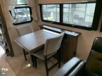 Thumbnail Photo 4 for 2019 Keystone Montana 3855BR