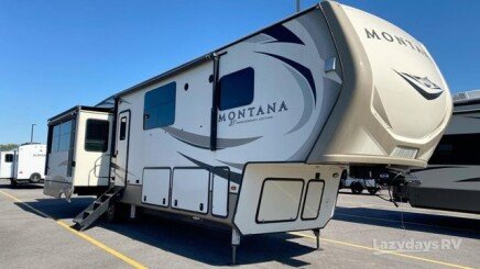 Photo 1 for 2019 Keystone Montana 3854BR