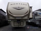 Thumbnail Photo 3 for 2019 Keystone Montana 3855BR