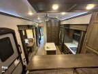 Thumbnail Photo 4 for 2019 Keystone Montana 3731FL