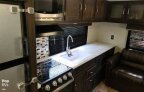 Thumbnail Photo 5 for 2019 Keystone Springdale
