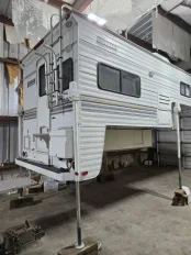 2019 Lance Model 850