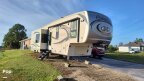 Thumbnail Photo 2 for 2019 Palomino Columbus
