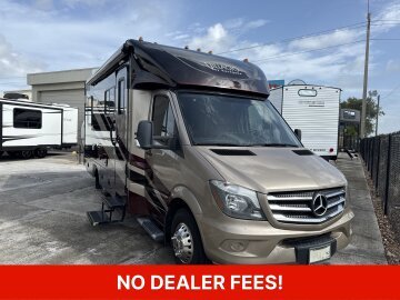 2019 Renegade Villagio 25FWS