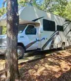 Thumbnail Photo 2 for 2019 Thor Chateau