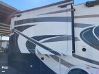 Thumbnail Photo 4 for 2019 Thor Hurricane 35M