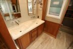 Thumbnail Photo 6 for 2019 Tiffin Allegro Bus