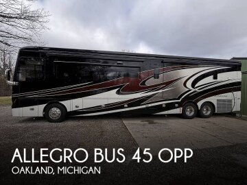 2019 Tiffin Allegro Bus
