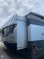 Thumbnail Photo 1 for 2019 Tiffin Wayfarer
