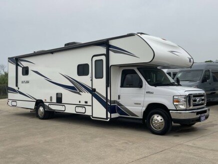 Photo 1 for 2019 Winnebago Outlook