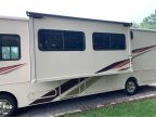 Thumbnail Photo 3 for 2019 Winnebago Vista 32YE